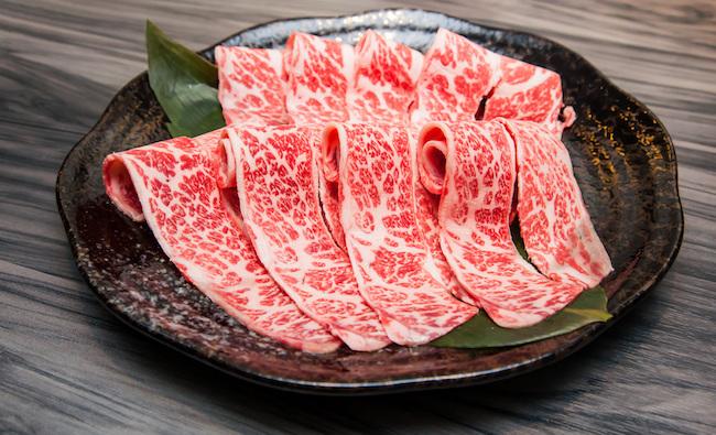 Sự khác nhau giữa thịt bò Wagyu Úc và thịt bò Wagyu Nhật Bản